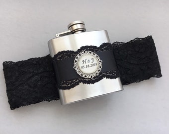 Personalized FLASK GARTER, Black Lace Garter with Flask, Bridal Garter, Wedding Garter / Bridesmaid Gift / Holiday Gift / Bachelorette Gift
