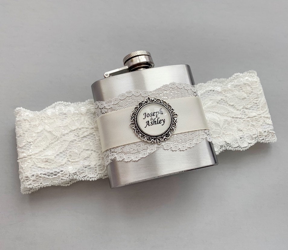 Ivory Flask Garter, Personalized Flask with Bridal Garter, Custom Wedding Garter, Ivory Lace Garter, Ivory Wedding Garter with Hip Flask