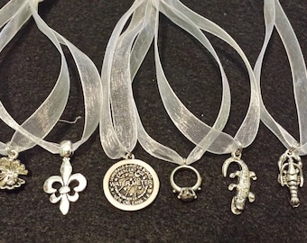 Sechs Hochzeitstorte Pulls New Orleans und Traditionellen