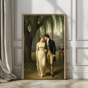 Puede incluir: Una impresión enmarcada de una escena romántica. Una pareja con ropa de época camina de la mano por un sendero bajo un sauce llorón. La mujer lleva un vestido blanco y el hombre un abrigo azul. Una mujer está de pie en el fondo.