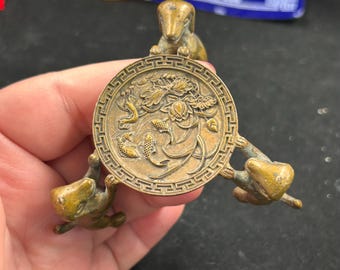 Support pour couvercle de thé en cuivre trois chiens sculpté à la main, décoration de bureau P131