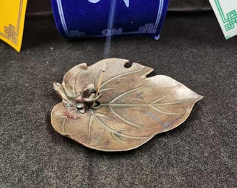 Quemador de incienso de hoja de cobre con figura de rana