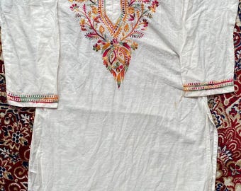 Handgjord Chikankari Kurti Vit Broderad Med Flertrådar I Ren Bomull (Tullfri)