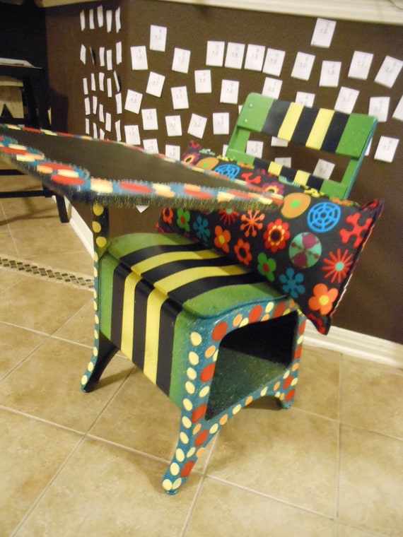 Handpainted Old School Desk With Chalkboard Top Desk Painting Etsy
