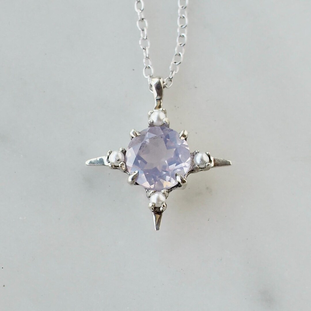 Devinity Necklace main image 1