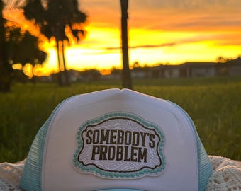 Gorra de camionero con el problema de alguien: gorra de concierto country de moda