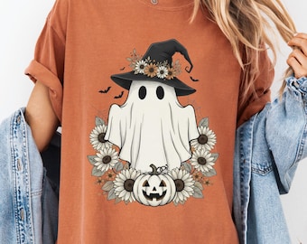 Comfort Colors® blommig spök-Halloween-tröja, läskiga pumpa-fladdermöss-tröja, höstestetisk Halloween-tröja med blommigt tryck, retro oktobergrafik