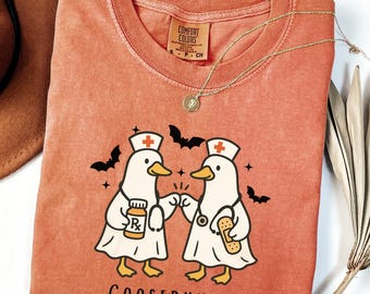 Comfort Colors© Spooky Goosebumps Halloween Nurse Silly Goose Nurse Halloween Shirt,  Boo Boo Crew Nurse Gift For Women Halloween Nurse Gift
