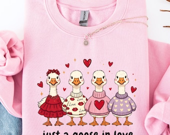 Comfort Colors® 恋するガチョウのバレンタインデーシャツ、面白いバレンタインシャツ、ロマンチックなガチョウTシャツ、ガチョウ愛好家Tシャツ、バレンタインデーギフト