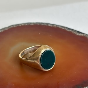 Vintage 9ct Gold Bloodstone Signet Ring – Size R 5g