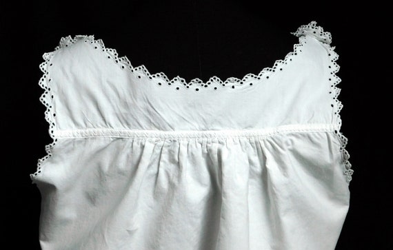 NEW PRICE French Vintage Chemise Nightgown Fine C… - image 5