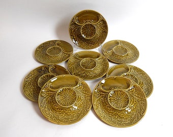 8 French Vintage Artichoke Plates in Majolica from GIEN