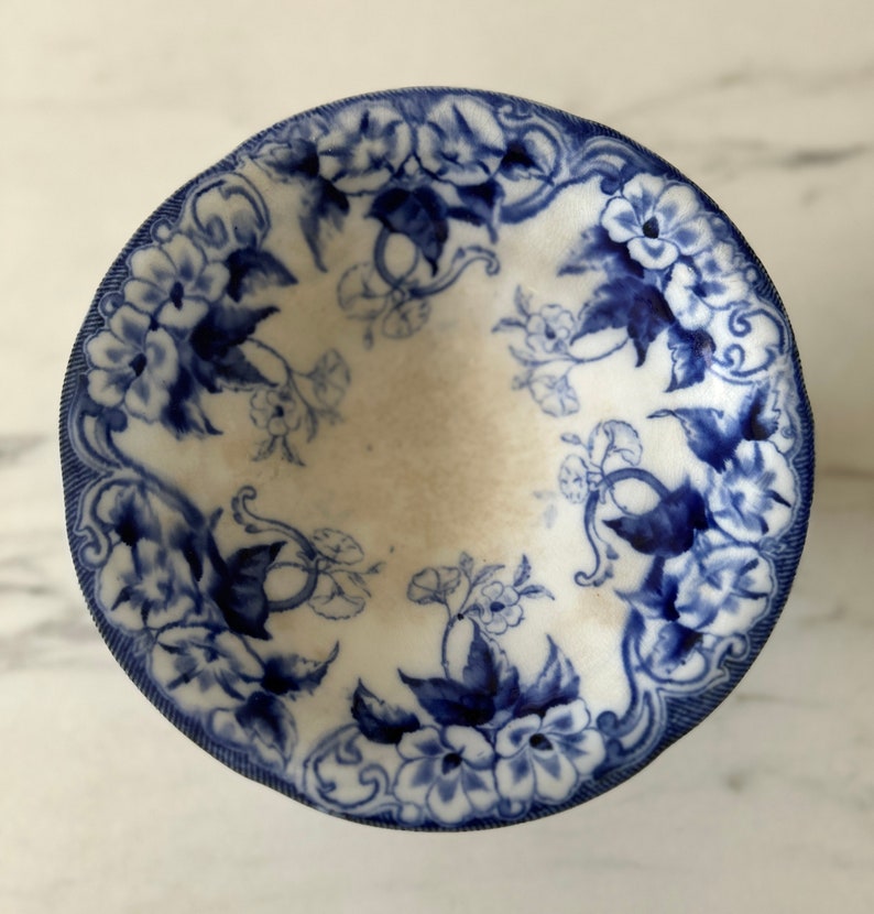 Antique French Compote Blue 'Flora' pattern from Creil et Montereau. image 4