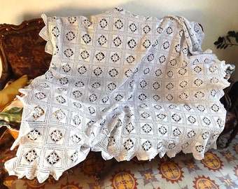 Vintage French Bed Coverlet Hand Knit with Raised Pattern and Lacy Border