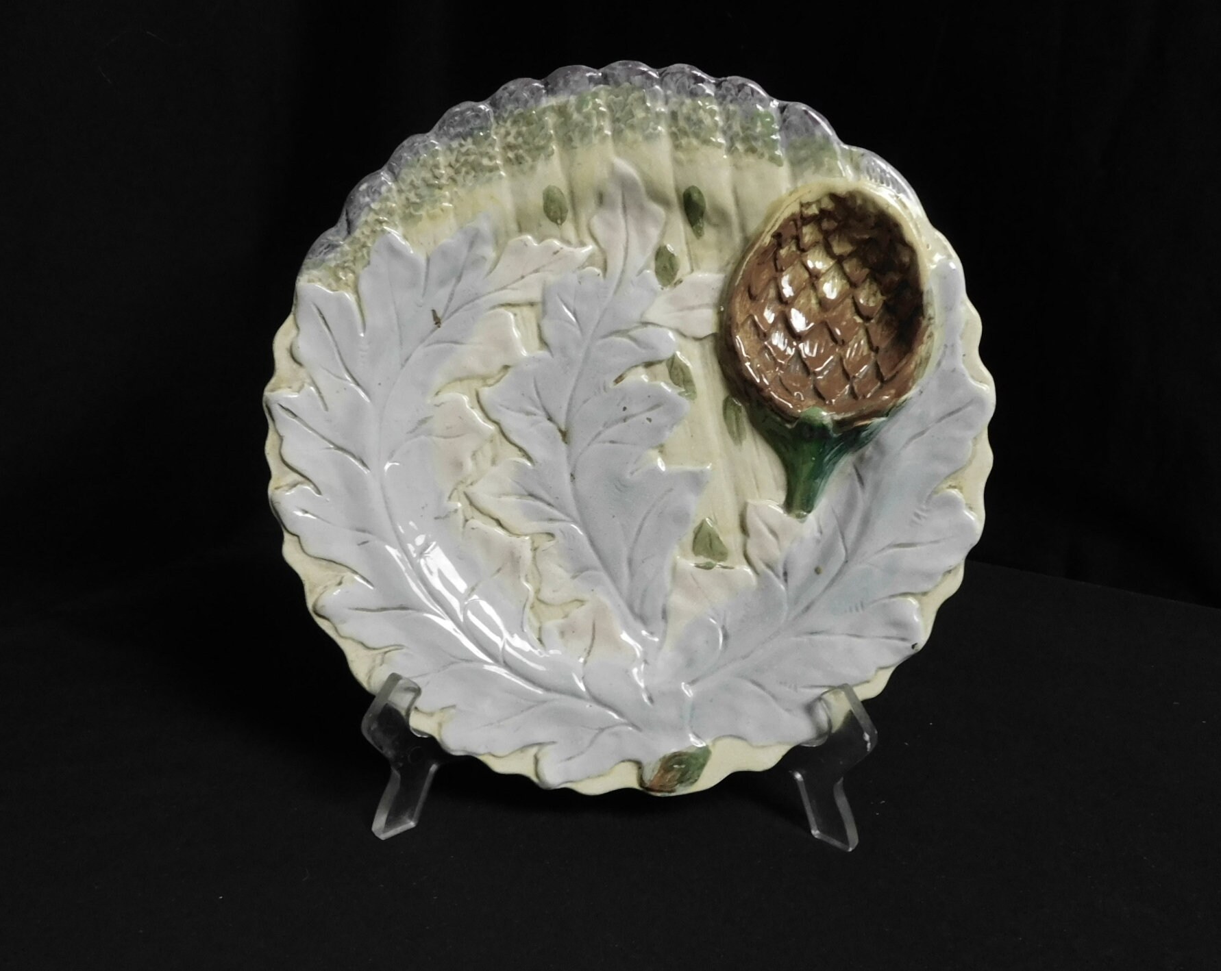 Français Assiette Antique d'asperges et d'artichauts Par Hahn Marascaux en Majolique