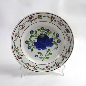 Assiette champêtre ancienne, France peinte à la main c. 1841 à 1876