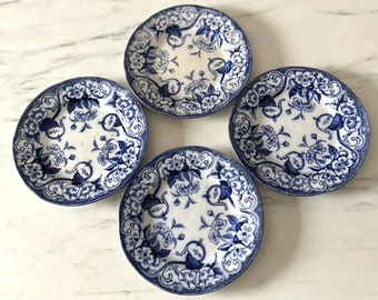 4 Antique French Plates in 'Flora' Pattern from Creil et Montereau