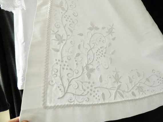 French Christening Cape  Vintage in Cotton Pique … - image 9