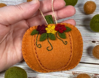 Felt pumpkin ornament decoration, pumpkin decoration,rustic pumpkins, handmade fall decor