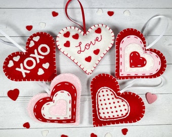 Felt Valentine Hearts, Felt Valentine Ornaments, Red pink and white felt hearts, felt heart set, valentine decorations