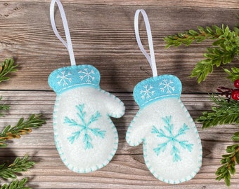 Felt mitten Christmas ornaments, felt ornament set, Winter blue Christmas ornaments, Christmas mitten ornaments, embroidered felt ornaments