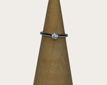 カルティエ ソリティア リング 1895 0.24ct/E/VVS2/3EX 楽天市場】【Cartier】カルティエ 1895 メインダイヤモンド 0.36