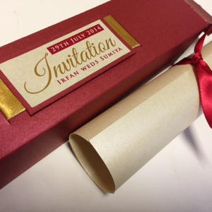 Moslem Indian Englisch Sikh Hindu Nikkah Walima Mehndi Sangeet Hochzeitseinladungen Karten | Personalisierte JEDE FARBE Handgemachte Rollenbox