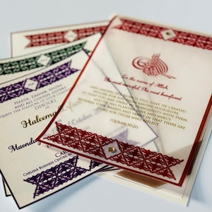 Tarjetas de invitación de boda musulmanas, indias, inglesas, sijs, hindúes, Nikkah, Walima, Mehndi, Sangeet / Diseño de pavo real personalizado Nuevo