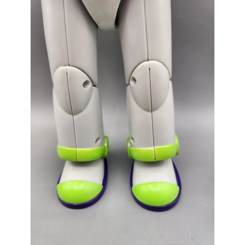 1995 Toy Story Buzz Lightyear 1st Run 1st edition Ultimate Talking Action Figure image 5