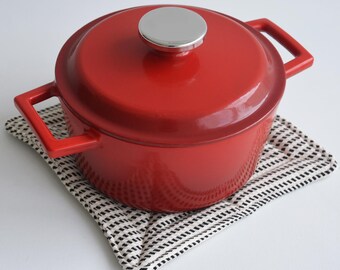 Kitchen Pot Holder, Hot Pad, Farmhouse Decor, Housewarming Gifts
