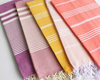 SET | 5 Towels |  Beach-Bath Towel dry quickly and they're regular thickness so you can use them on the beach or while travelling.