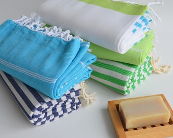 Set 5 Towels / Beach-Bath Towel dry quickly and they're regular thickness so you can use them on the beach or while travelling.