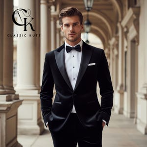 Maßgeschneiderter schwarzer Samt-Tuxedo: Slim Fit-Hochzeits-Abendgarderobe