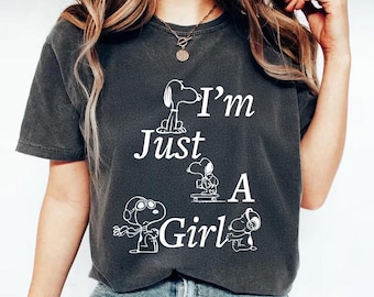 Camiseta de colores cómodos de Snoopy, camiseta gráfica minimalista de Peanuts