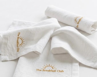 Servilletas de lino bordadas a medida / Servilletas de boda con monograma y nombre / Juego de 4