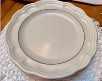 Pfaltzgraff Heirloom パターンのヴィンテージサラダ/デザートプレート 4枚セット、ミントコンディション