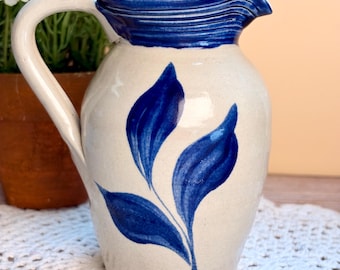 Vtg Williamsburg Pottery Creamer Salt Glaze Blue Leaves Design