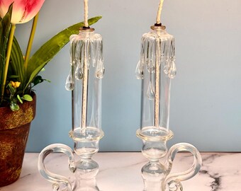 Vtg set of 2 Catskill Mountain Crystal Drip Oil Candlestick 7” Candle