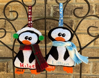 Adorno navideño de pingüino de fieltro personalizado, adorno infantil personalizado