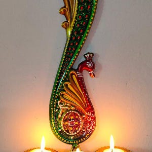 DECORATIVE PEACOCK CANDEL