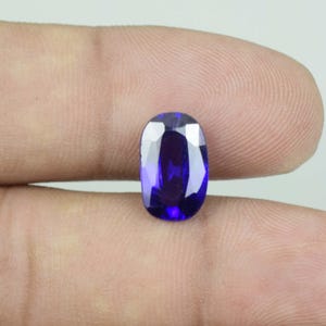 Certified AAA Ceylon Blue Sapphire Loose Gemstone: Oval Cut, Stone 11x06x03 MM