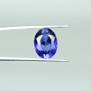 Oval Cut Blue Sapphire Gemstone: Certified AAA Quality Loose Stone, 16x10mm