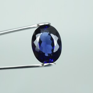 AAA Kashmir Blue Sapphire Gemstone: Certified Oval Loose Gem (22x16x09 MM Approx.)