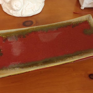 Raised Sushi Plate, Elevated Sushi Tray, Rectangle Plate Sashimi Plate, Red Sushi Platter, Burgandy Sushi Platter, Red and Green Sushi Plate