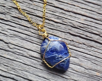 Sodalite pendant necklace in brass