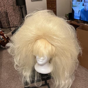 VIDEO VIXEN WIG: Long, Blonde. Made to Order 80s Style Drag Wig Bild 4