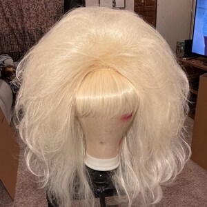 VIDEO VIXEN WIG: Long, Blonde. Made to Order 80s Style Drag Wig Bild 5