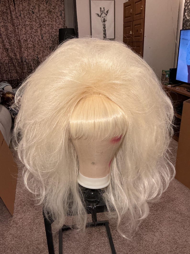 VIDEO VIXEN WIG: Long, Blonde. Made to Order 80s Style Drag Wig Bild 5