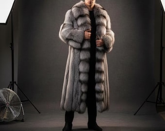 Grey Unisex Fur Coat – Elegant Full Length Winter Statement Coat with Plush Collar
