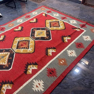 Handwoven Wool Jute Kilim Rug: Bohemian Southwestern Decor
